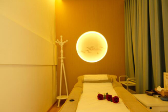 深圳南山日式指压的寂静美学：在按压中听见雪落的声音